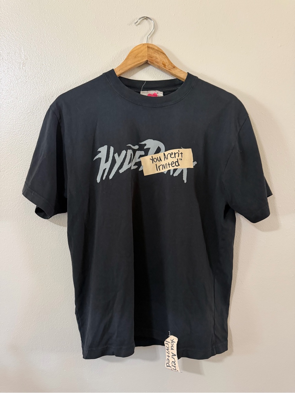 Hyde Park‎ | You Aren’t Invited Tee in Black/creme
